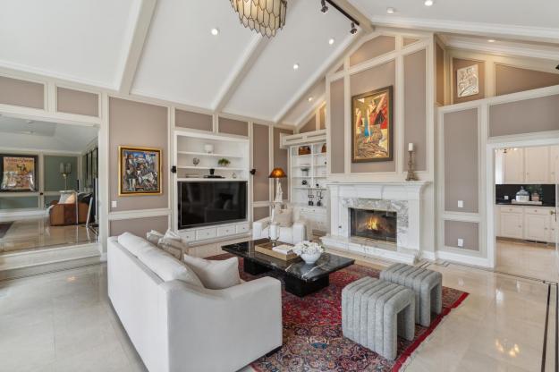 3309 Deer Hollow Family Room