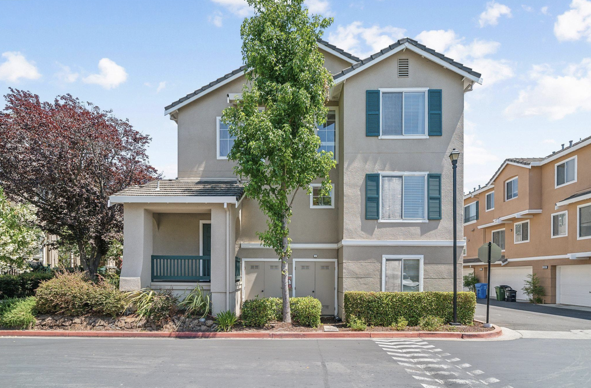 3009 Swallow Street