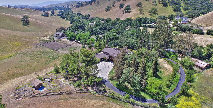 2600 Finley Road