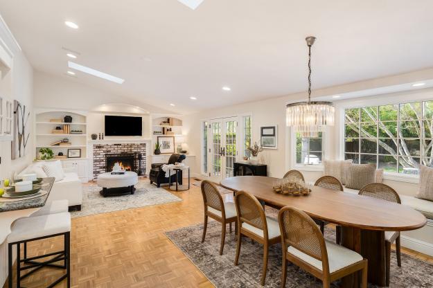 167 Belgian Drive Dining Room