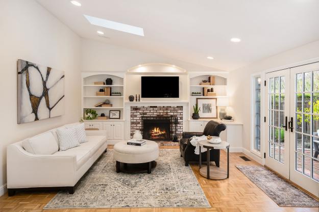 167 Belgian Drive Family Room