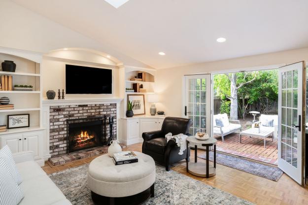 167 Belgian Drive Family Room