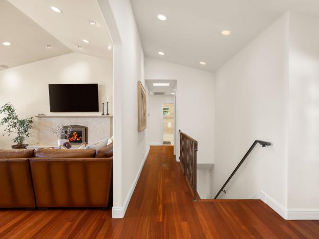 1 Sky Ter Living Room