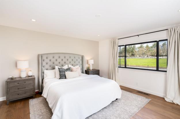 5400 Johnston Road Bedroom
