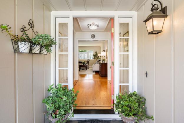 14 Avon Ct Front