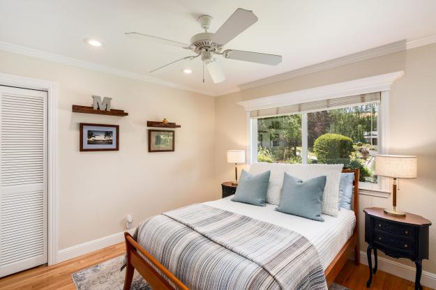 14 Avon Ct Bedroom