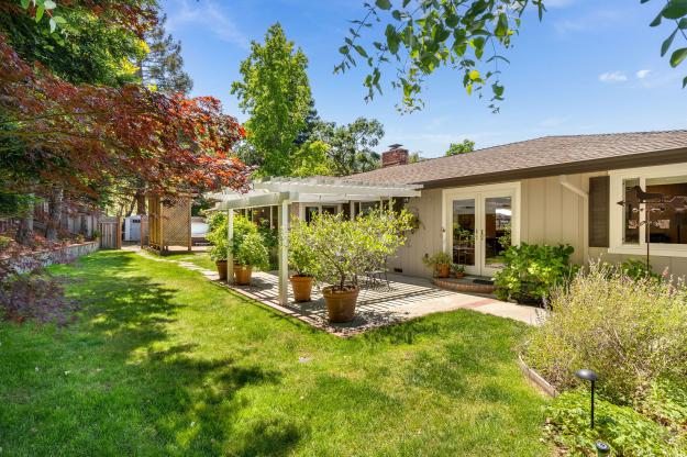 14 Avon Ct Backyard