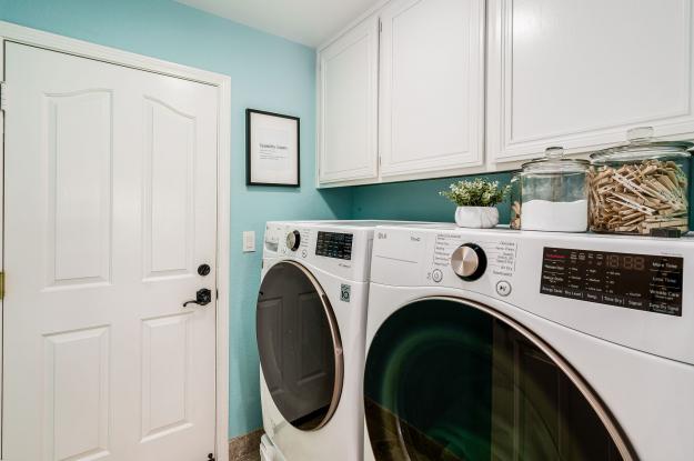 4040 Westminster Pl Laundry