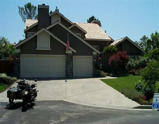 45 Meadow Grove Court