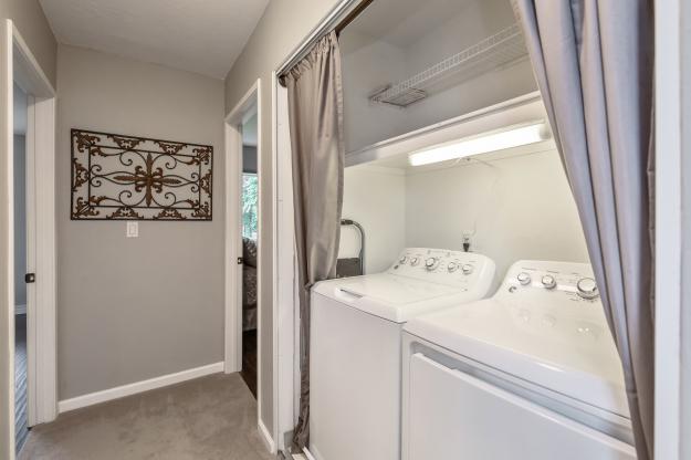 1133 San Ramon Valley Blvd - Laundry