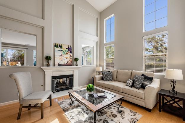 414 Fuchsia Lane - Living Room