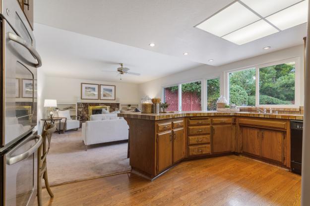 Kitchen at 520 Wimbledon Rd