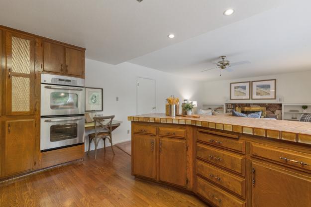 Kitchen at 520 Wimbledon Rd