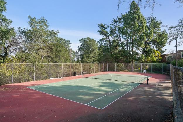 Tennis Courts at Skywest