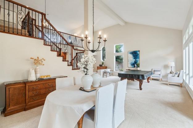 Dining Room of 232 Viewpoint Drive