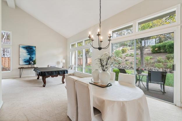 Dining Room of 232 Viewpoint Drive