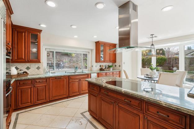 Kitchen at 232 Viewpoint Drive