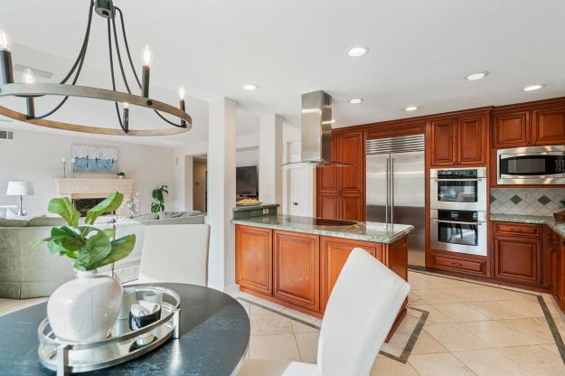 Kitchen at 232 Viewpoint Drive