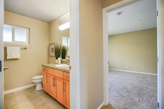 231 Masters Ct Bathroom