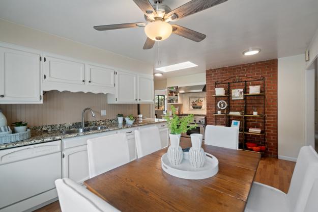 1489 Sunnybrook Road Kitchen