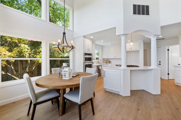 307 Zagora Drive Kitchen