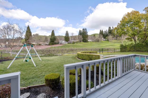 360 Red Maple Backyard