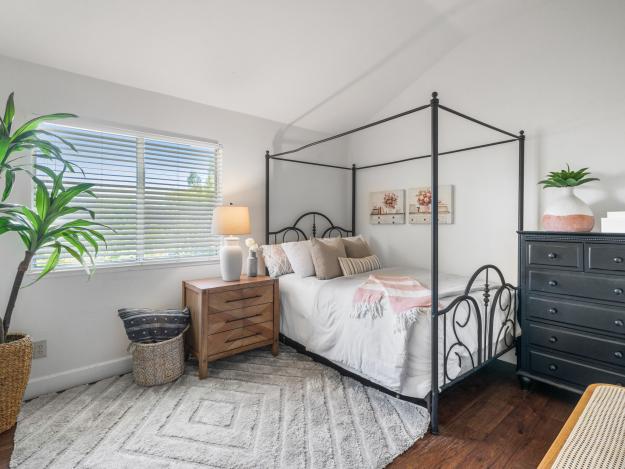 256 Viewpoint Drive Bedroom