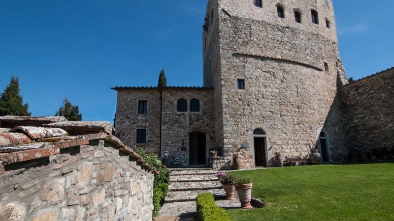 Gaiole Castle in Chianti (One of many Italian luxury rentals) Photo