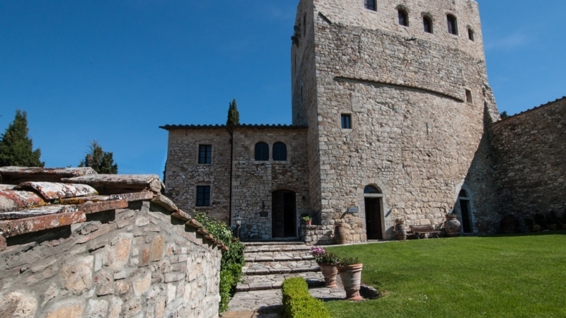 Gaiole Castle in Chianti (One of many Italian luxury rentals)