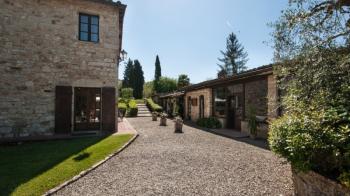 Gaiole Castle in Chianti (One of many Italian luxury rentals) Image #724